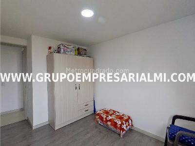 Apartamento de 3 alcobas en venta en La Doctora, Sabaneta, 73 m² · foto 15 de 20