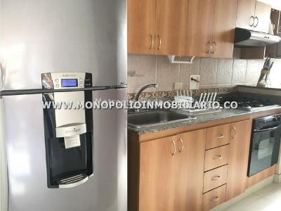 Apartamento de 3 alcobas en arriendo en La Aguacatala, Medellín, 95 m² · foto 3 de 10