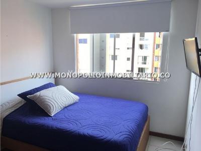 Apartamento de 3 alcobas en arriendo en La Aguacatala, Medellín, 95 m² · foto 7 de 10
