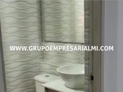 Apartamento de 3 alcobas en venta en Las Lomitas, Sabaneta, 60 m² · foto 18 de 20