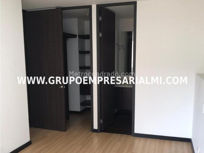 Apartamento Espectacular de 2 Alcobas en Altos del Poblado - 7
