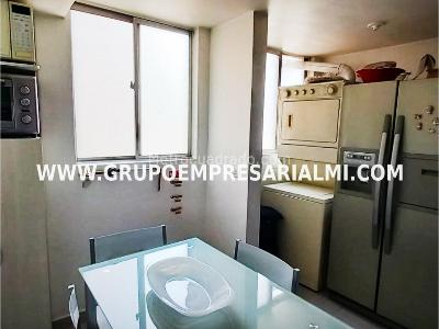 Apartamento de 3 alcobas en arriendo en Conquistadores, Medellín, 135 m² · foto 9 de 24