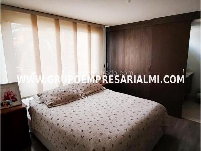 Apartamento de 3 alcobas en arriendo en Conquistadores, Medellín, 135 m² · foto 20 de 24