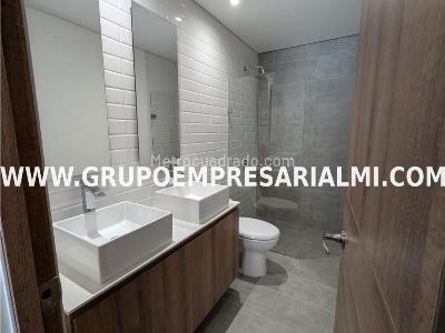 Apartamento de 2 alcobas en arriendo en El Poblado, Medellín, 97 m² · foto 15 de 20