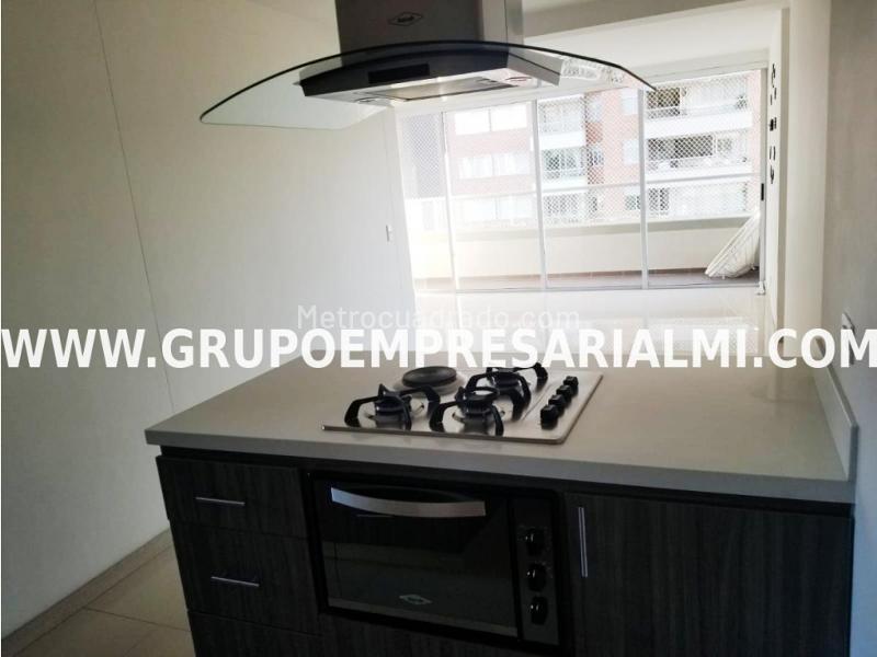 Spectacular 3BR Apartment in Calasanz - 7