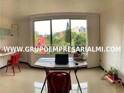 Apartamento en arriendo en El Poblado, Medellín · foto 2 de 20