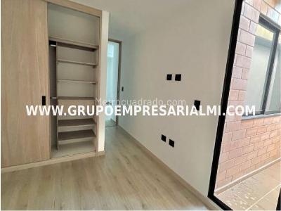 Apartamento de 3 alcobas en venta en La Castellana, Medellín, 90 m² · foto 5 de 20