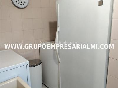 Apartamento de 3 alcobas en arriendo en Lalinde, Medellín, 166 m² · foto 12 de 20