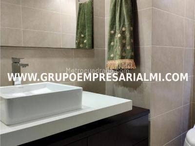 Apartamento de 3 alcobas en arriendo en Lalinde, Medellín, 166 m² · foto 13 de 20