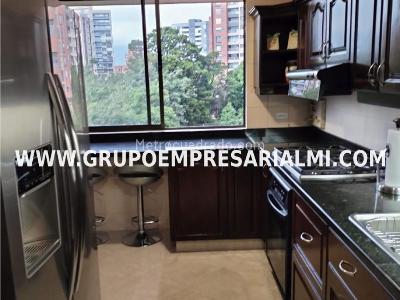 Apartamento de 3 alcobas en arriendo en Lalinde, Medellín, 166 m² · foto 4 de 20
