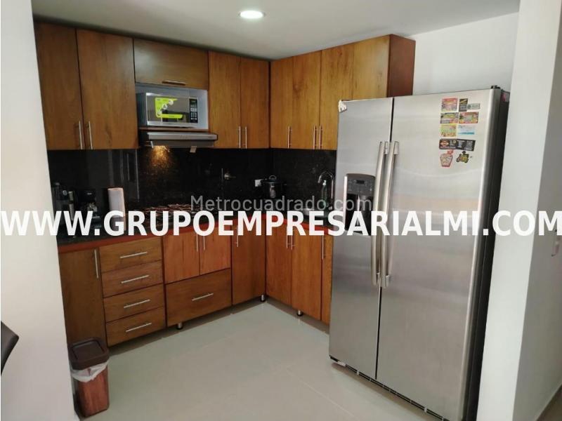 Apartamento Amoblado de 3 Alcobas en Arriendo - Los Alcázares - 5