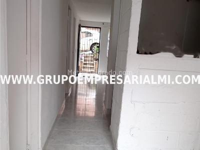 Casa en venta en Balcones De Sevilla, Itagüí · foto 2 de 20