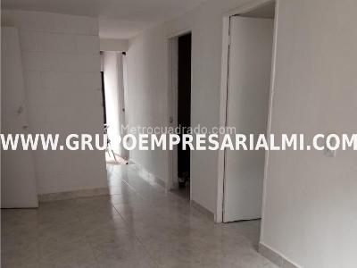 Casa en venta en Balcones De Sevilla, Itagüí · foto 3 de 20