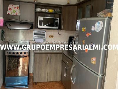 Casa de 2 alcobas en venta en Guayabal, Medellín, 141 m² · foto 6 de 10