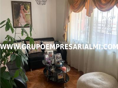 Casa de 2 alcobas en venta en Guayabal, Medellín, 141 m² · foto 7 de 10