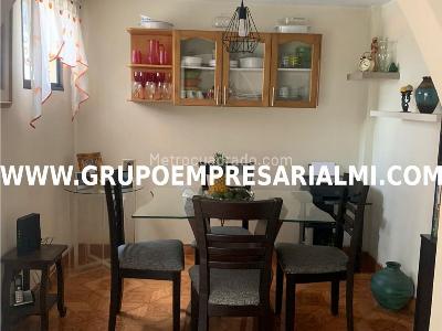 Casa de 2 alcobas en venta en Guayabal, Medellín, 141 m² · foto 8 de 10