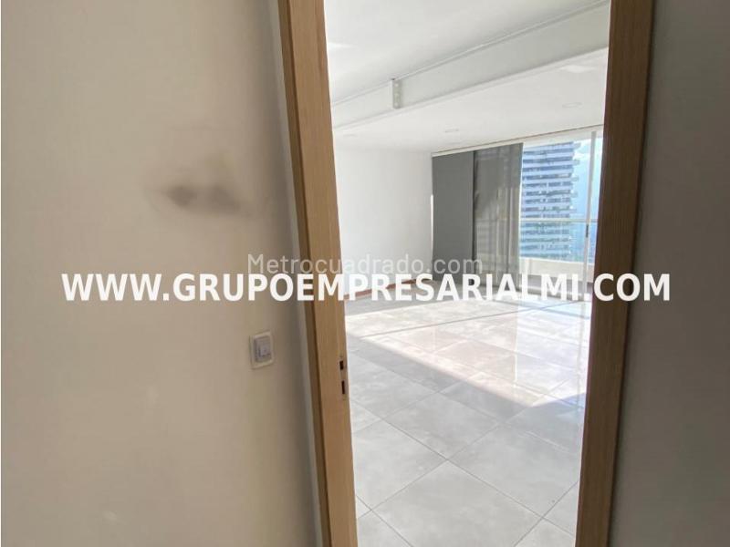 Apartamento de Lujo de 3 Alcobas en Loma del Indio - 6