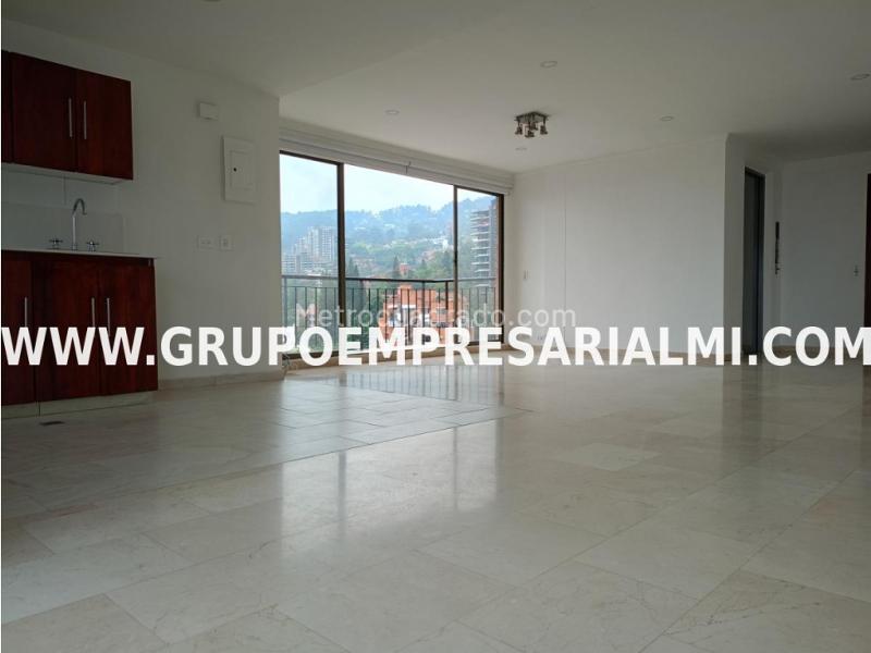 Apartamento Amplio de 3 Alcobas en El Poblado - 2