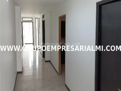 Apartamento de 3 alcobas en arriendo en Calasanz, Medellín, 105 m² · foto 14 de 20