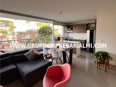 Apartamento de 3 alcobas en venta en El Poblado, Medellín, 87 m² · foto 2 de 20