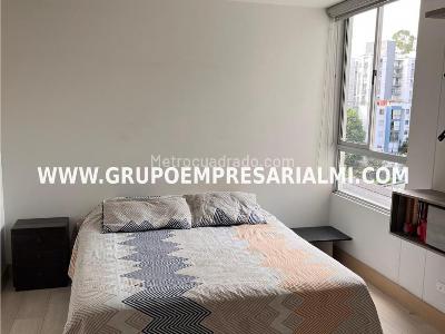 Apartamento de 3 alcobas en venta en El Poblado, Medellín, 87 m² · foto 4 de 20