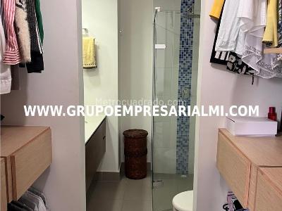 Apartamento de 3 alcobas en venta en El Poblado, Medellín, 87 m² · foto 16 de 20
