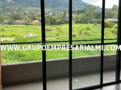 Apartaestudio en venta en Loma De Las Brujas, Envigado, 63 m² · foto 11 de 20