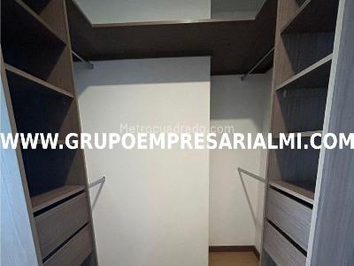 Apartaestudio en venta en Loma De Las Brujas, Envigado, 63 m² · foto 13 de 20