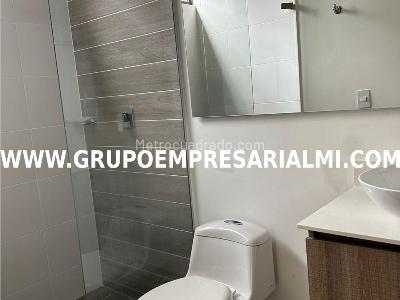 Apartaestudio en venta en Loma De Las Brujas, Envigado, 63 m² · foto 14 de 20