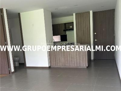 Apartaestudio en venta en Loma De Las Brujas, Envigado, 63 m² · foto 17 de 20