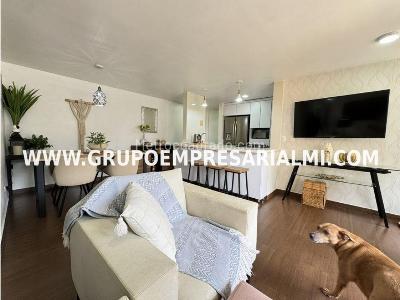 Apartamento de 3 alcobas en venta en El Poblado, Medellín, 77 m² · foto 12 de 20