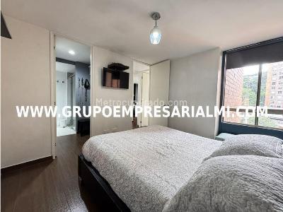 Apartamento de 3 alcobas en venta en El Poblado, Medellín, 77 m² · foto 18 de 20