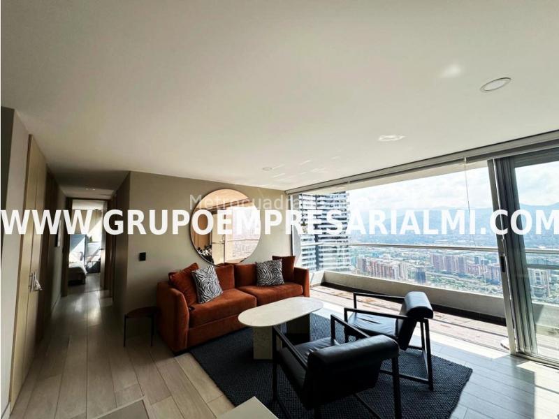 Furnished 3BR Apartment with Pool in El Poblado