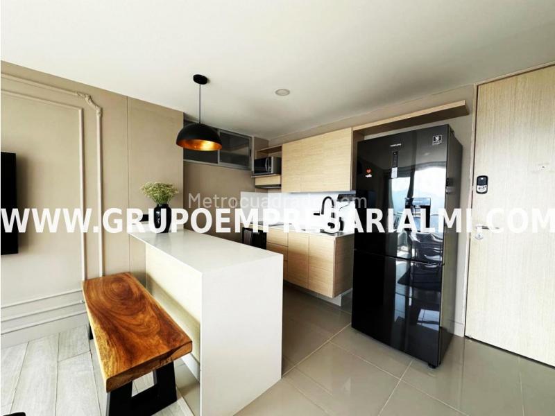 Furnished 3BR Apartment with Pool in El Poblado - 3