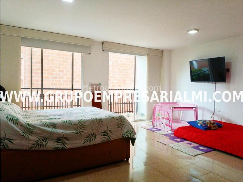 Beautiful 2BR Apartment in La Castellana - 9