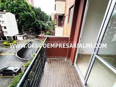 Apartamento de 3 alcobas en venta en Los Colores, Medellín, 80 m² · foto 18 de 20