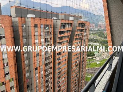 Apartamento de 3 alcobas en venta en Calle Vieja, Bello, 82 m² · foto 14 de 20