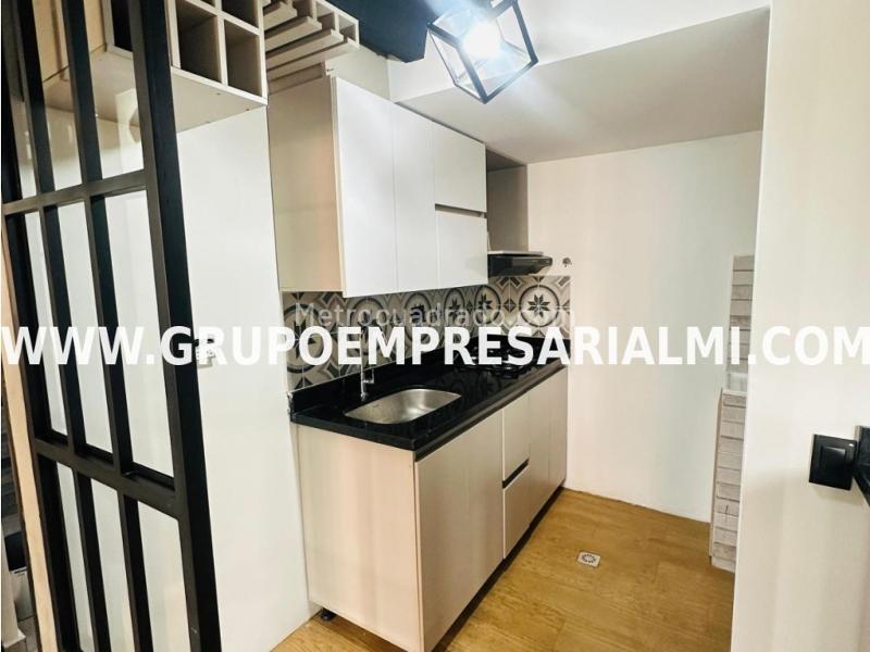 22nd-Floor 3BR Apartment with Gym in Robledo Pajarito - 5
