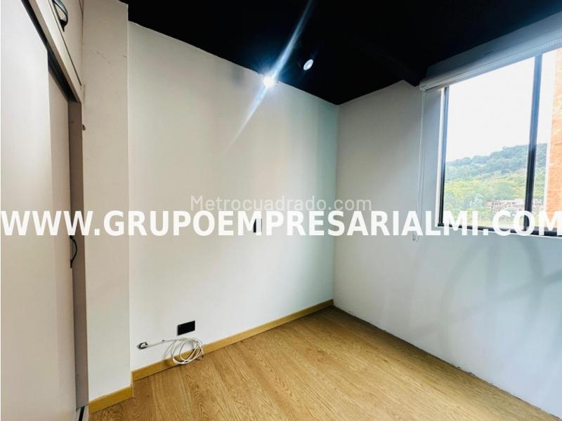 22nd-Floor 3BR Apartment with Gym in Robledo Pajarito - 8