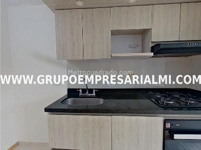 Apartamento de 3 alcobas en venta en Madera, Bello, 65 m² · foto 3 de 20