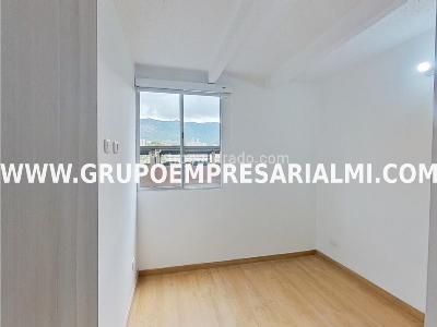 Apartamento de 3 alcobas en venta en Madera, Bello, 65 m² · foto 7 de 20