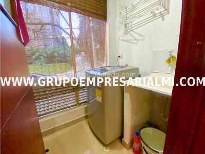 Apartamento de 2 alcobas en arriendo en El Poblado, Medellín, 100 m² · foto 10 de 14