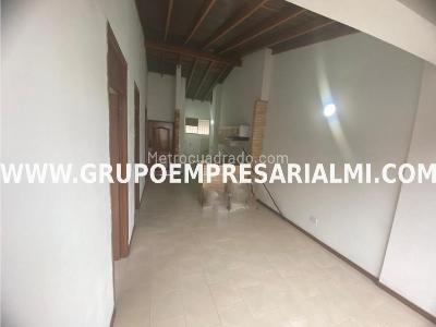 Apartamento en arriendo en El Poblado, Medellín · foto 2 de 20
