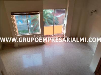 Apartamento en venta en Laureles, Medellín · foto 2 de 20