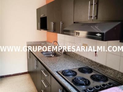 Apartamento en venta en Laureles, Medellín · foto 4 de 20