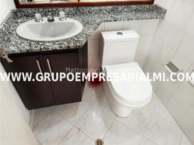Apartamento en venta en Laureles, Medellín · foto 17 de 20