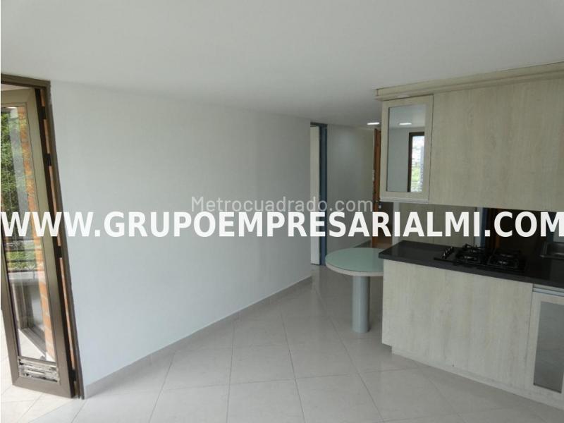 Apartamento Moderno de 2 Alcobas con Amenidades en Laureles - 5