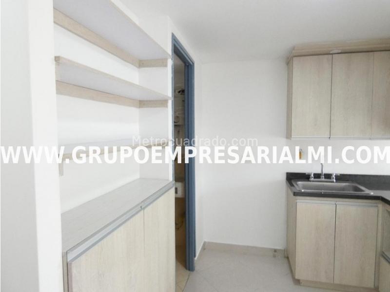 Apartamento Moderno de 2 Alcobas con Amenidades en Laureles - 9