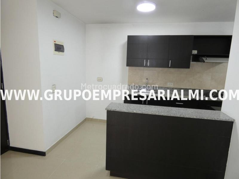 Apartamento de 3 Alcobas en Ciudad del Río, El Poblado - 3