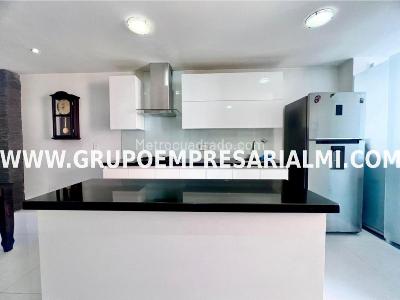 Apartamento en venta en Laureles, Medellín · foto 3 de 20